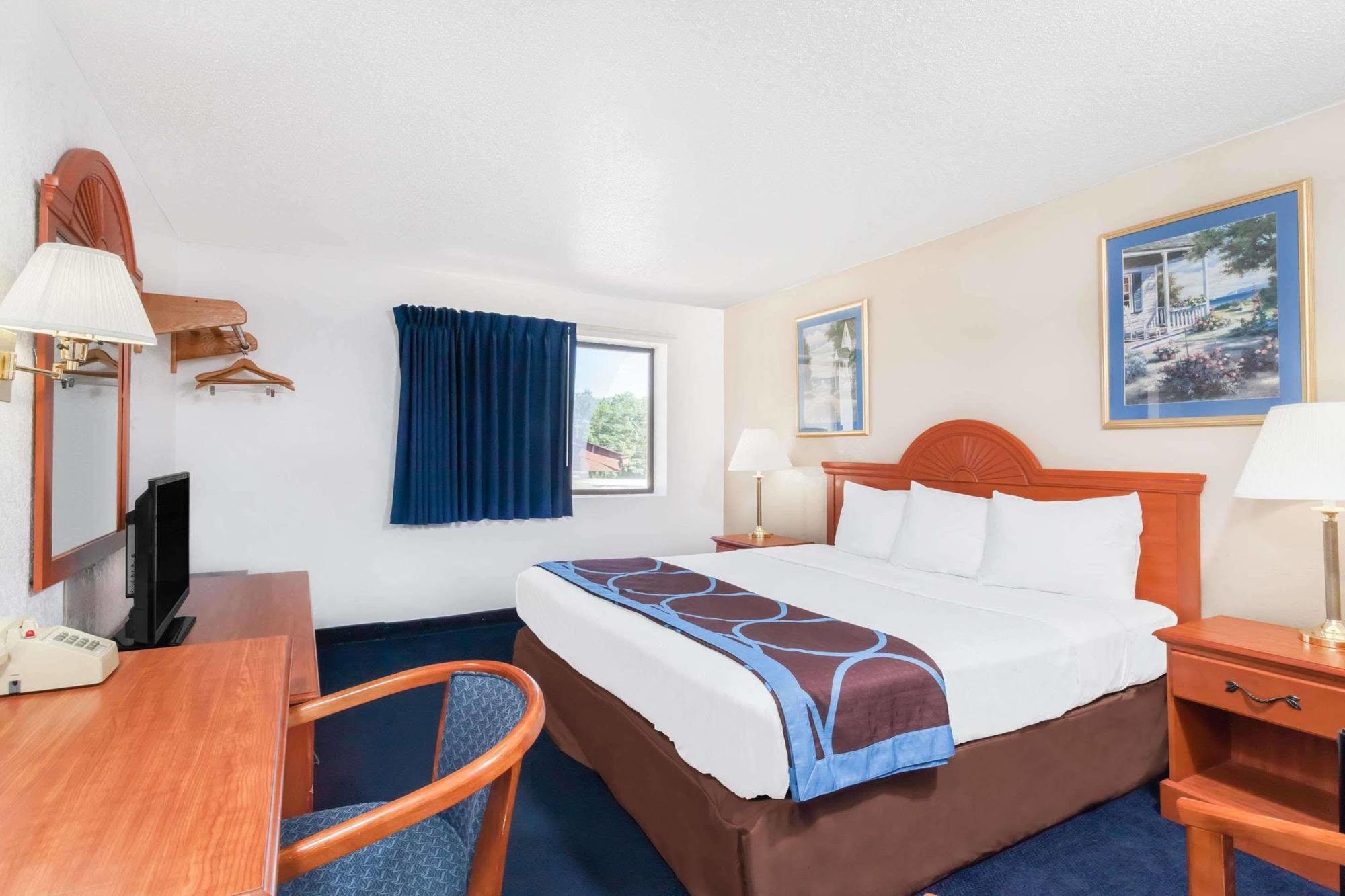 Super 8 By Wyndham Montgomery Maybrook Eksteriør bilde