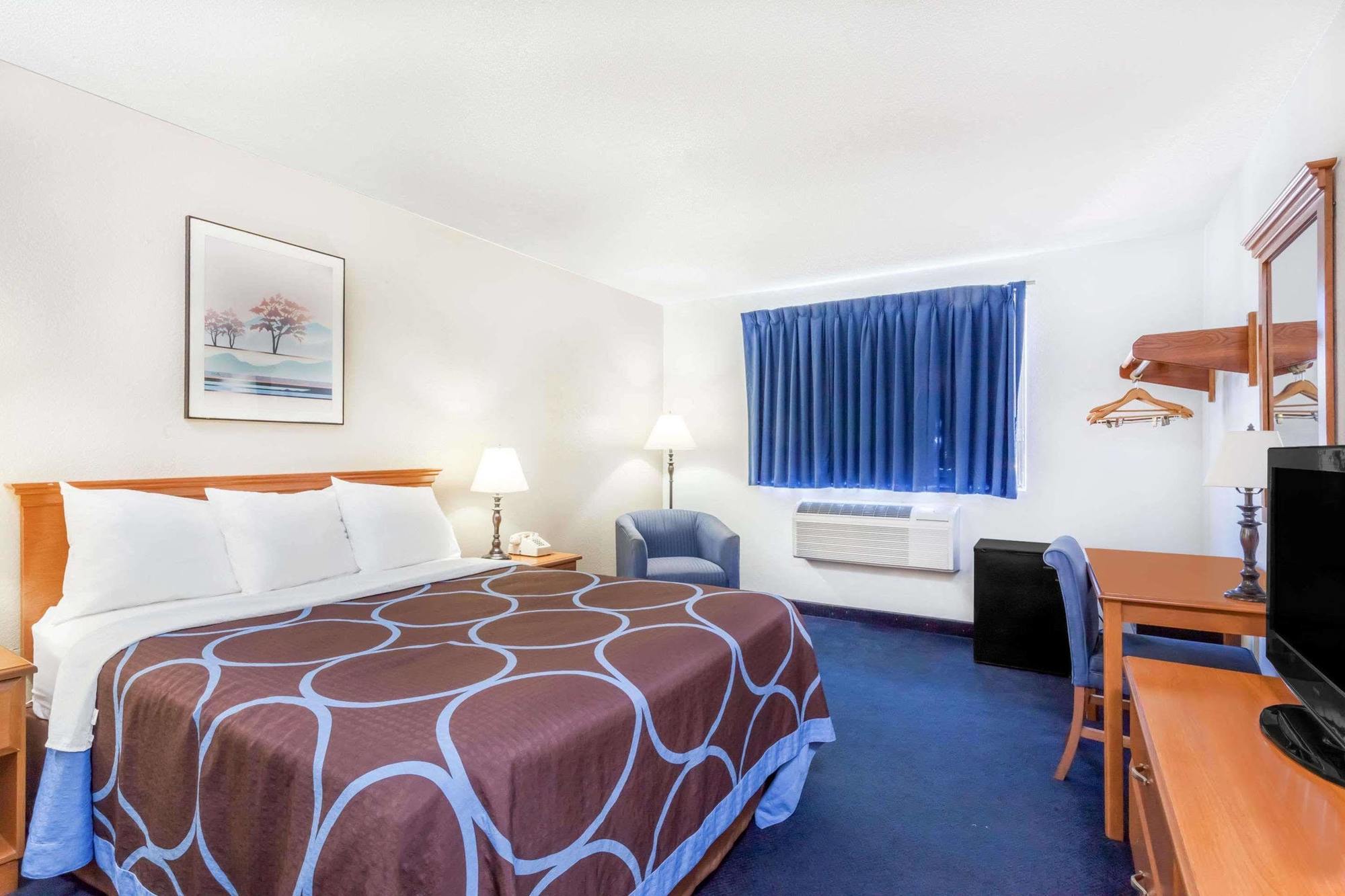 Super 8 By Wyndham Montgomery Maybrook Eksteriør bilde