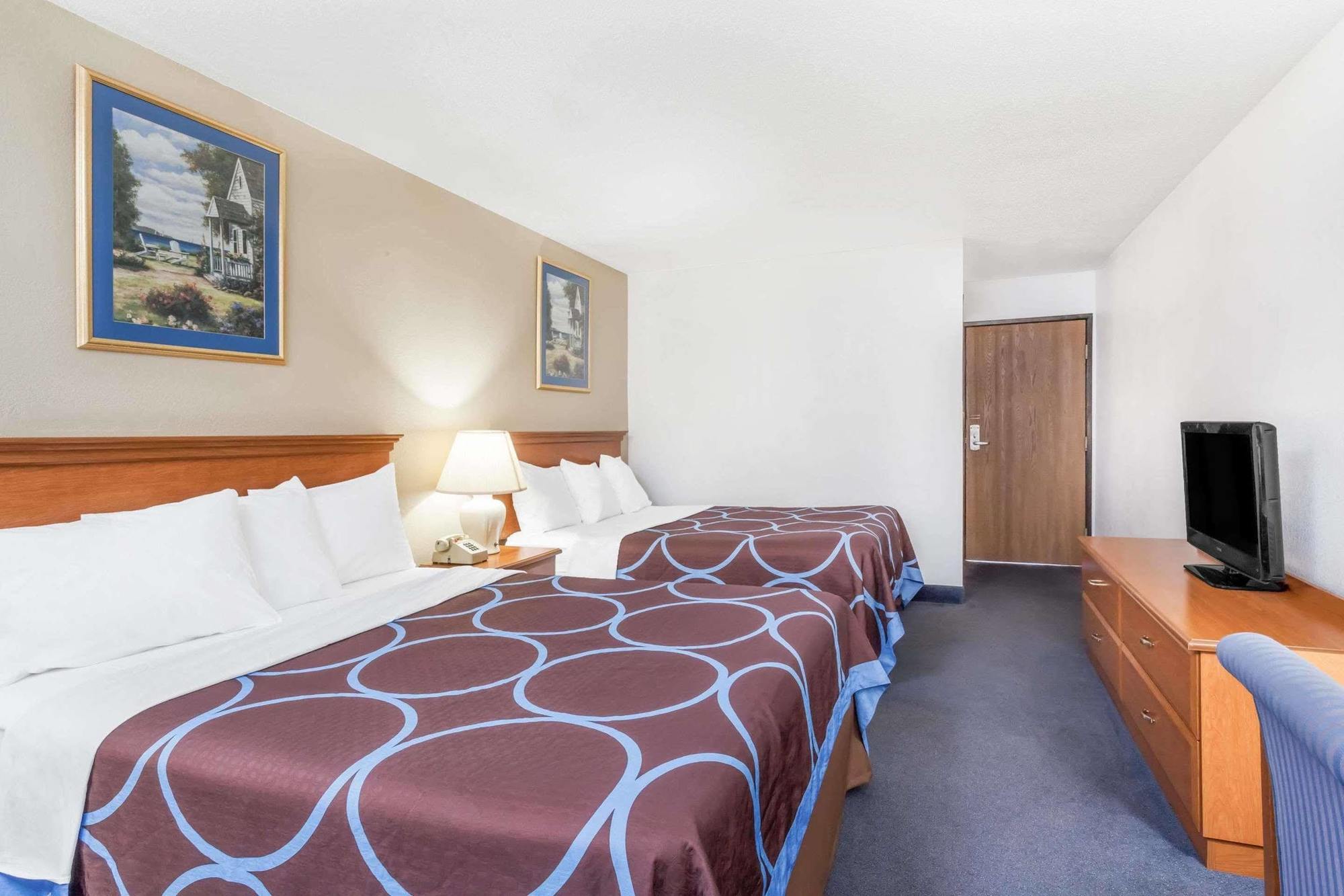 Super 8 By Wyndham Montgomery Maybrook Eksteriør bilde